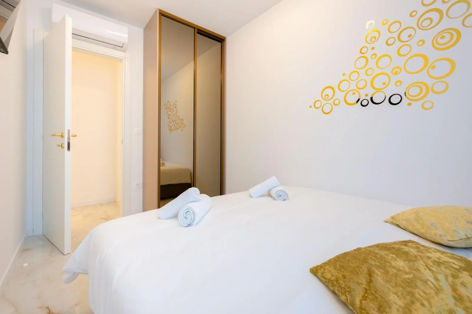 Apartment Mifi Trogir Croácia